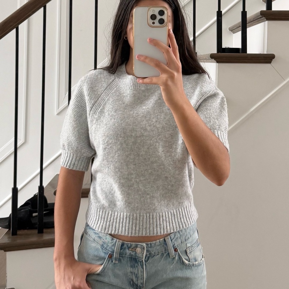 Express Light Gray Short Sleeve Knit Pullover